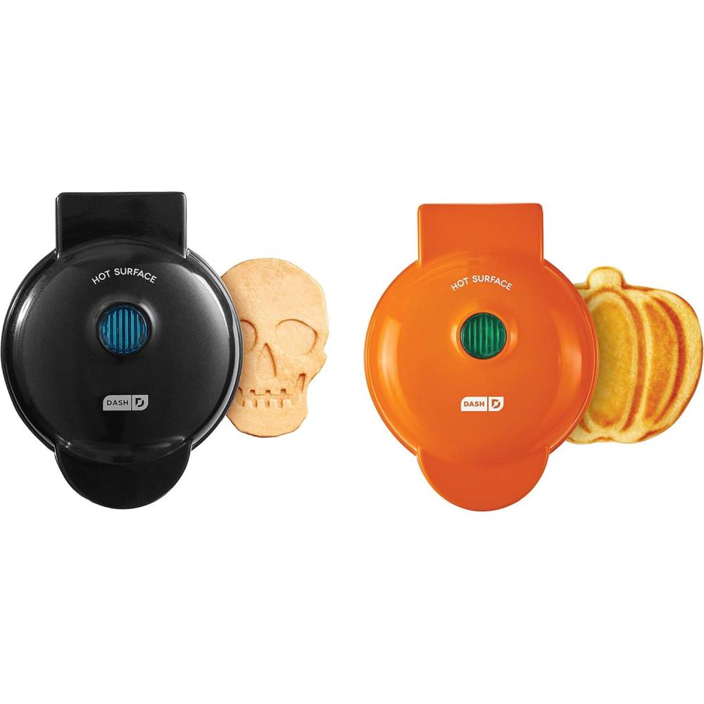 image:imagePeanuts x Dash Mini Waffle MakerBlack and Orange