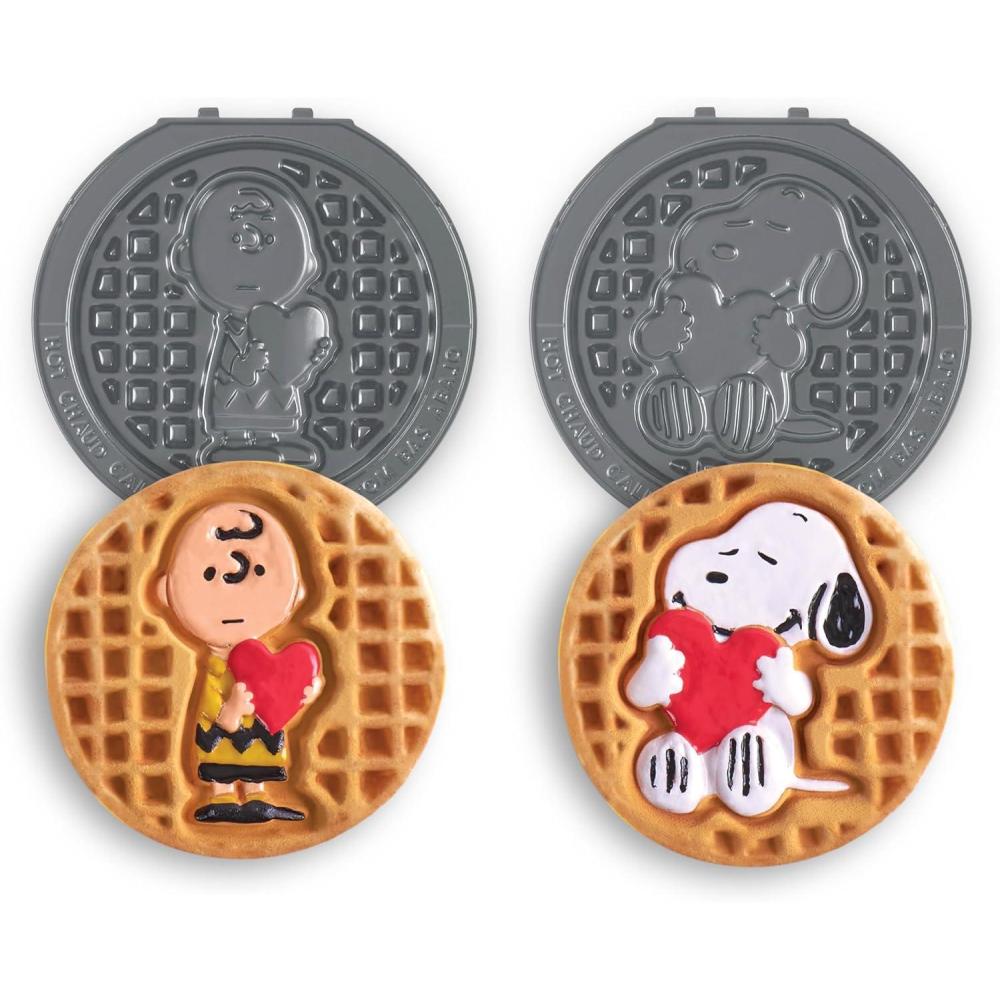 image:imagePeanuts x Dash MultiMaker Mini 2pc Plate Pack Snoopy with Heart amp Charlie Brown with HeartGrey