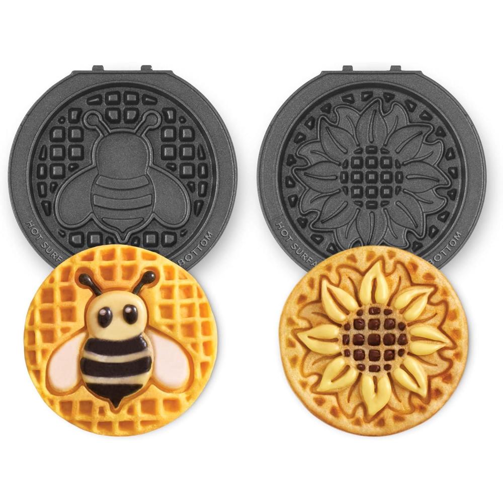 image:imagePeanuts x Dash MultiMaker Mini 2pc Plate Pack Snoopy with Heart amp Charlie Brown with HeartSunflower  Bee