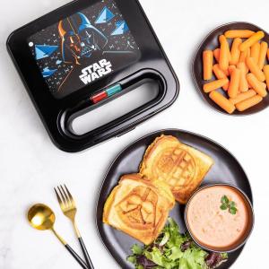 Uncanny Brands Peanuts Grilled Cheese Maker – Make Snoopy and Woodstock Sandwiches – Kitchen Appliance(Star Wars Darth Vader)