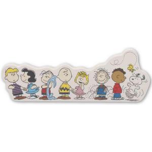 Open Road Brands Peanuts Gang Shelf Sitter Decor – Adorable Wood Block Tabletop Decoration Featuring Charlie Brown, Snoopy and Friends(White/Cream)